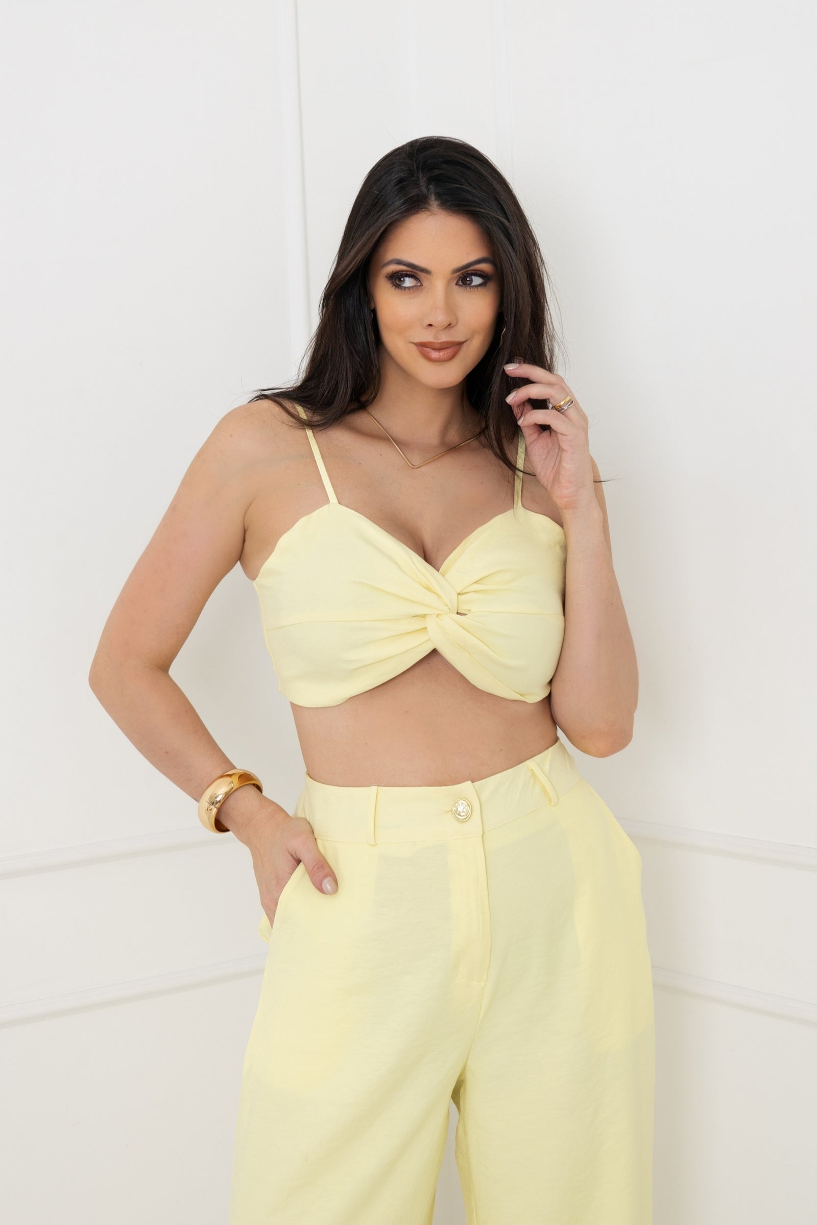 O CONJUNTO PERFEITO PARA QUEM BUSCA ELEGÂNCIA E CONFORTO!