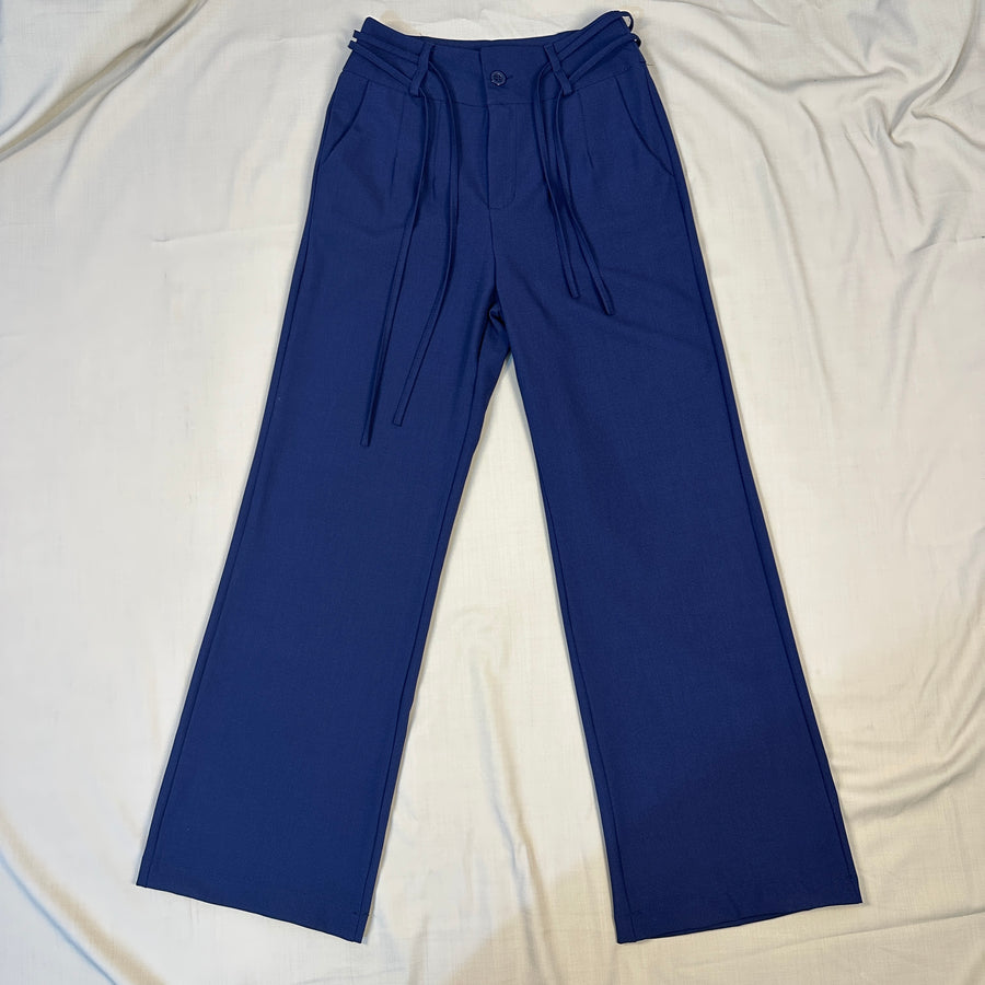 Calça Pantalona Alfaiataria com Amarração