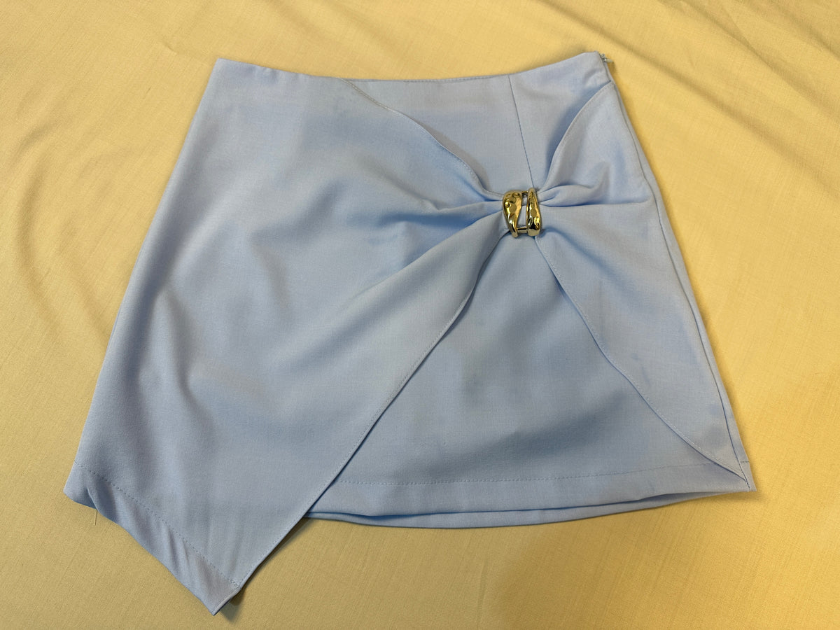 Short-Saia Alfaiataria Assimétrico com Fivela